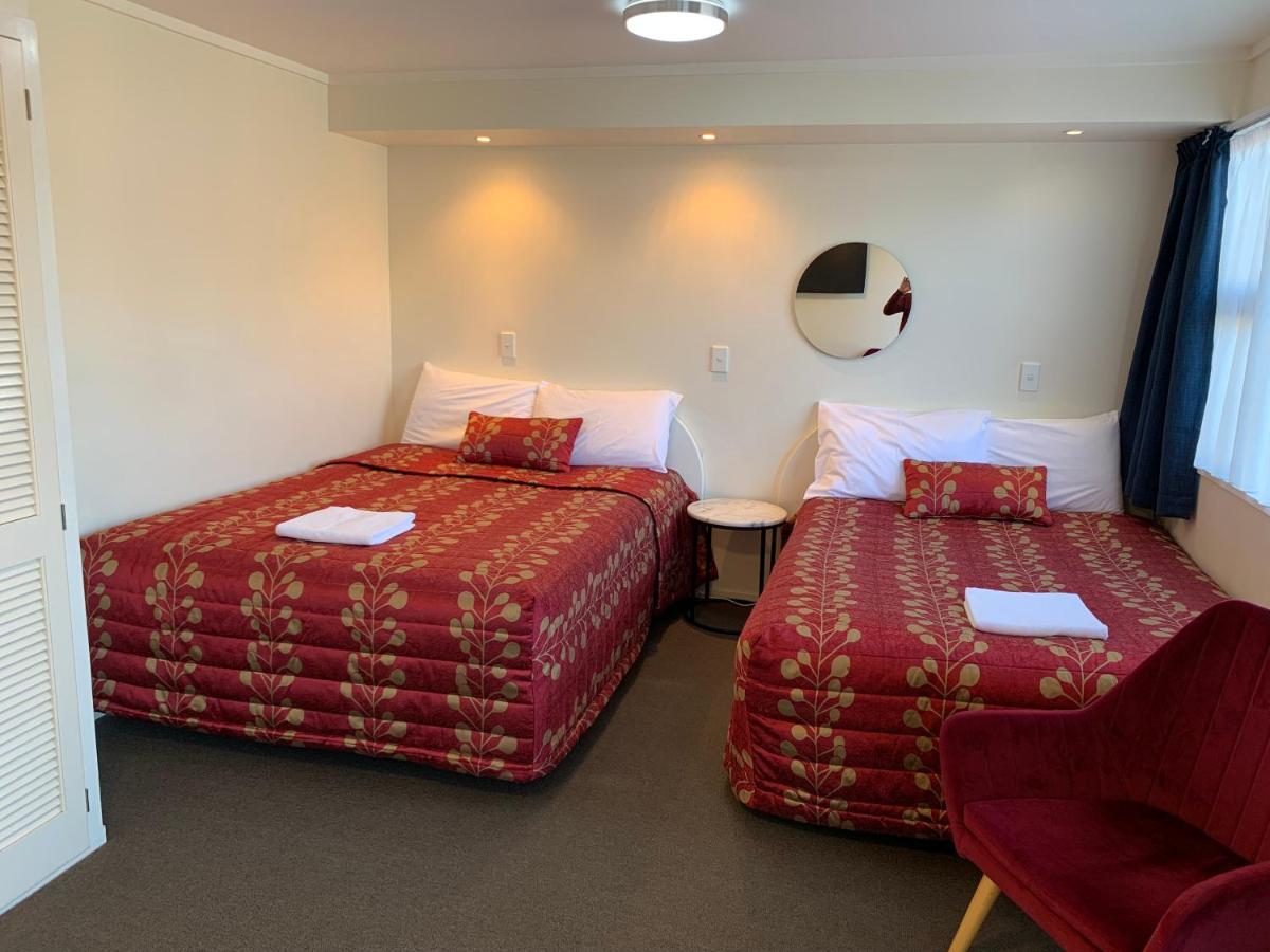 755 Regal Court Motel Dunedin Exteriör bild